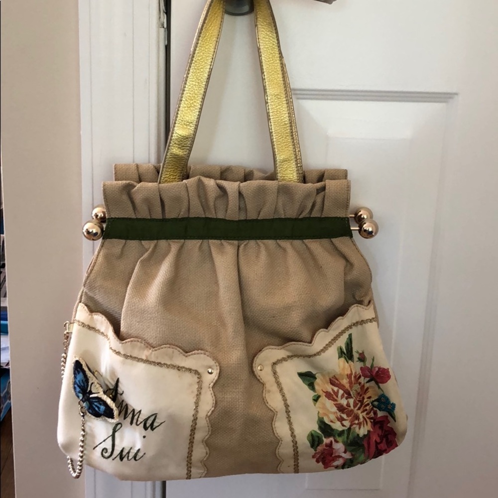 Anna sui tote